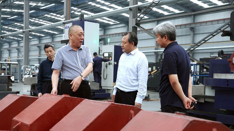 簡訊｜新鄉(xiāng)市委常委、市委秘書長謝松民一行蒞臨公司智能產(chǎn)業(yè)園考察調(diào)研