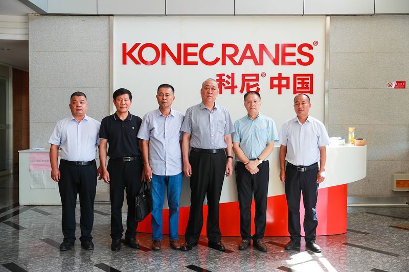 強強聯(lián)合！河南礦山黨委書記崔培軍與玉昆鋼鐵等進(jìn)行洽談